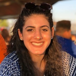 Meet your Posher, Emily